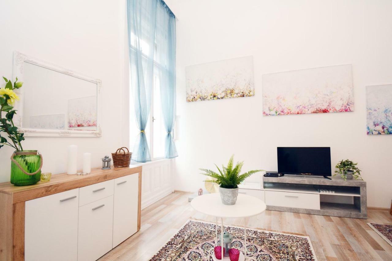 Lillybeth City Center Apartments Budapeszt Zewnętrze zdjęcie
